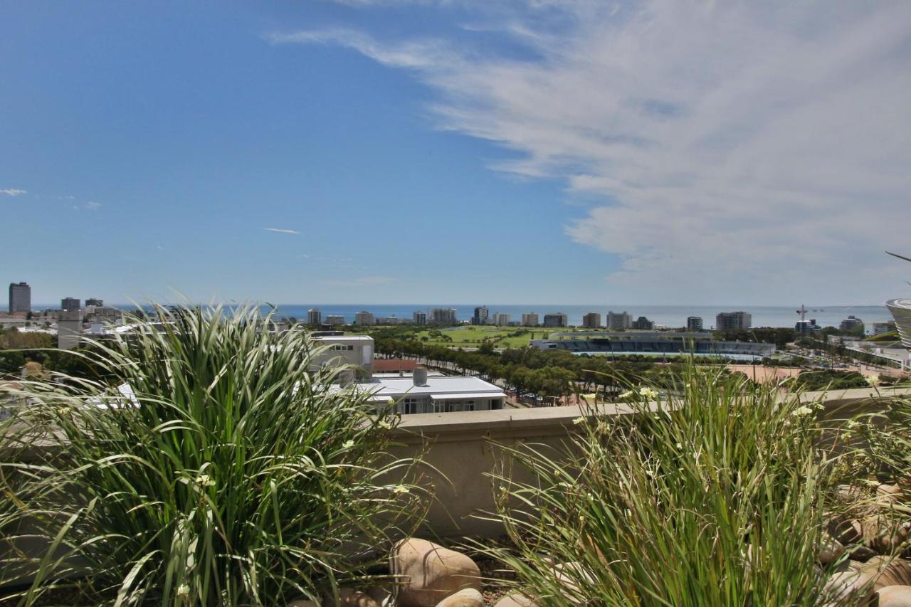 Cape Royale 1 Bedroom Luxury Apartments With Mountain View Kaapstad Buitenkant foto